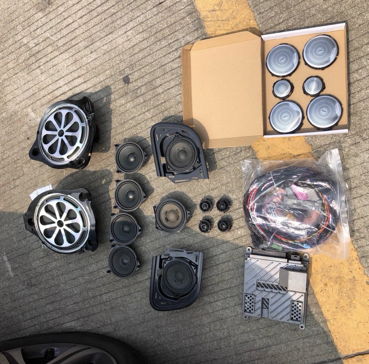 B&M autoparts tweet media