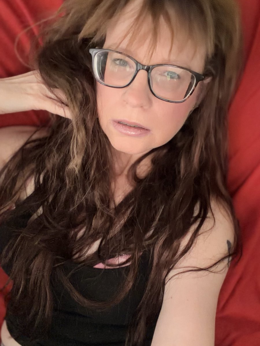 Sweet D( Danielle) tweet media