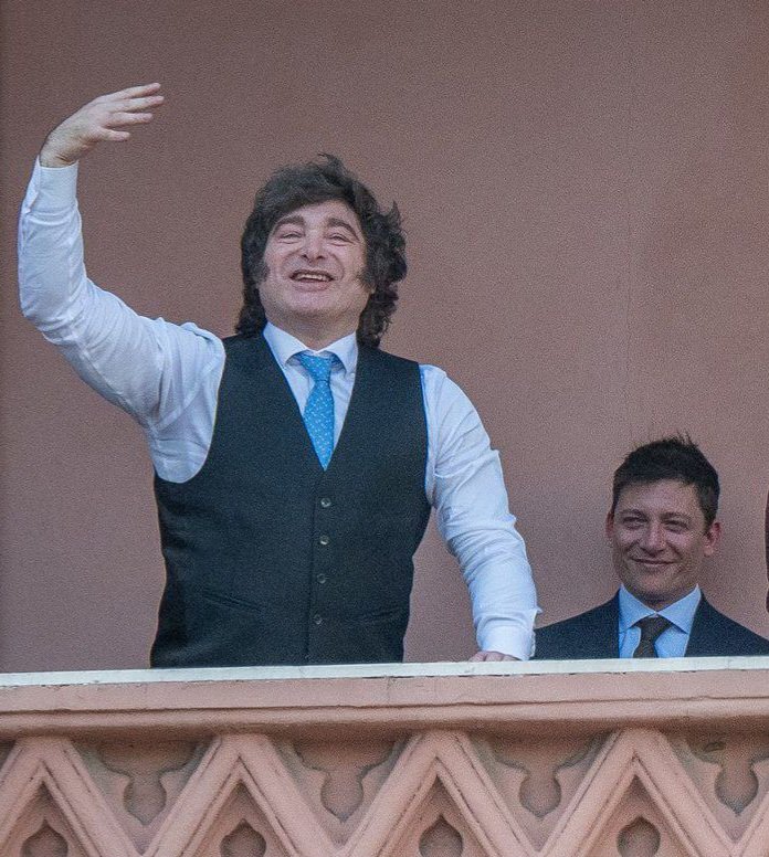El ojo del león🇦🇷✝️ tweet media