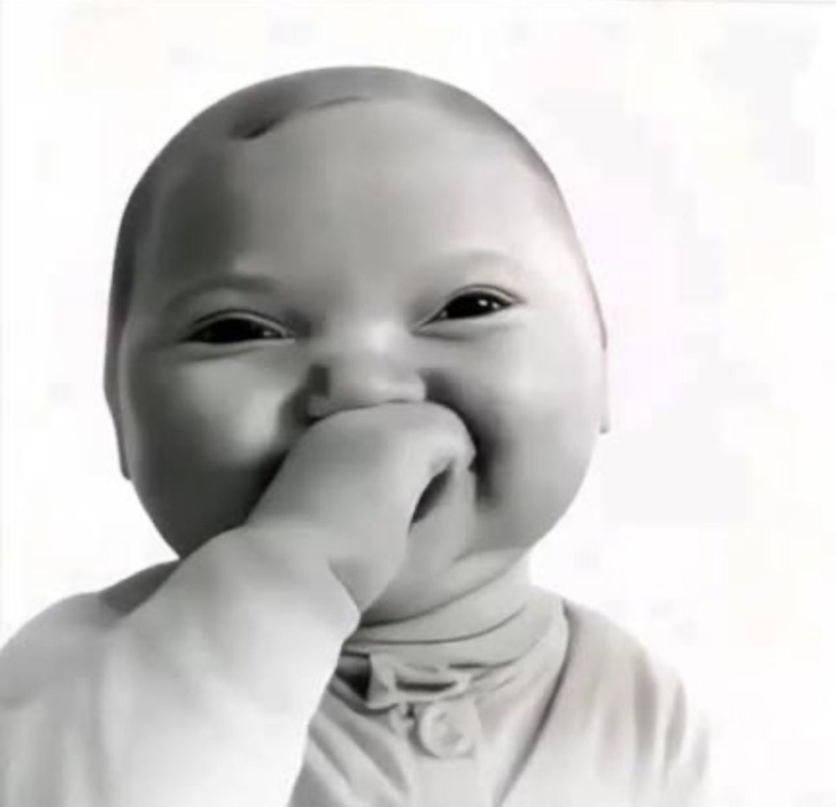 XIIIIIX tweet media