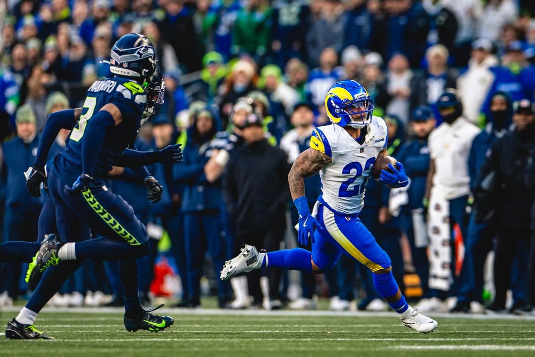 blake_corum24's tweet photo. The Best Is Yet To Come!!
Thankful for year 2🙌🏽🙏🏽 https://t.co/RHGKSEzHxO