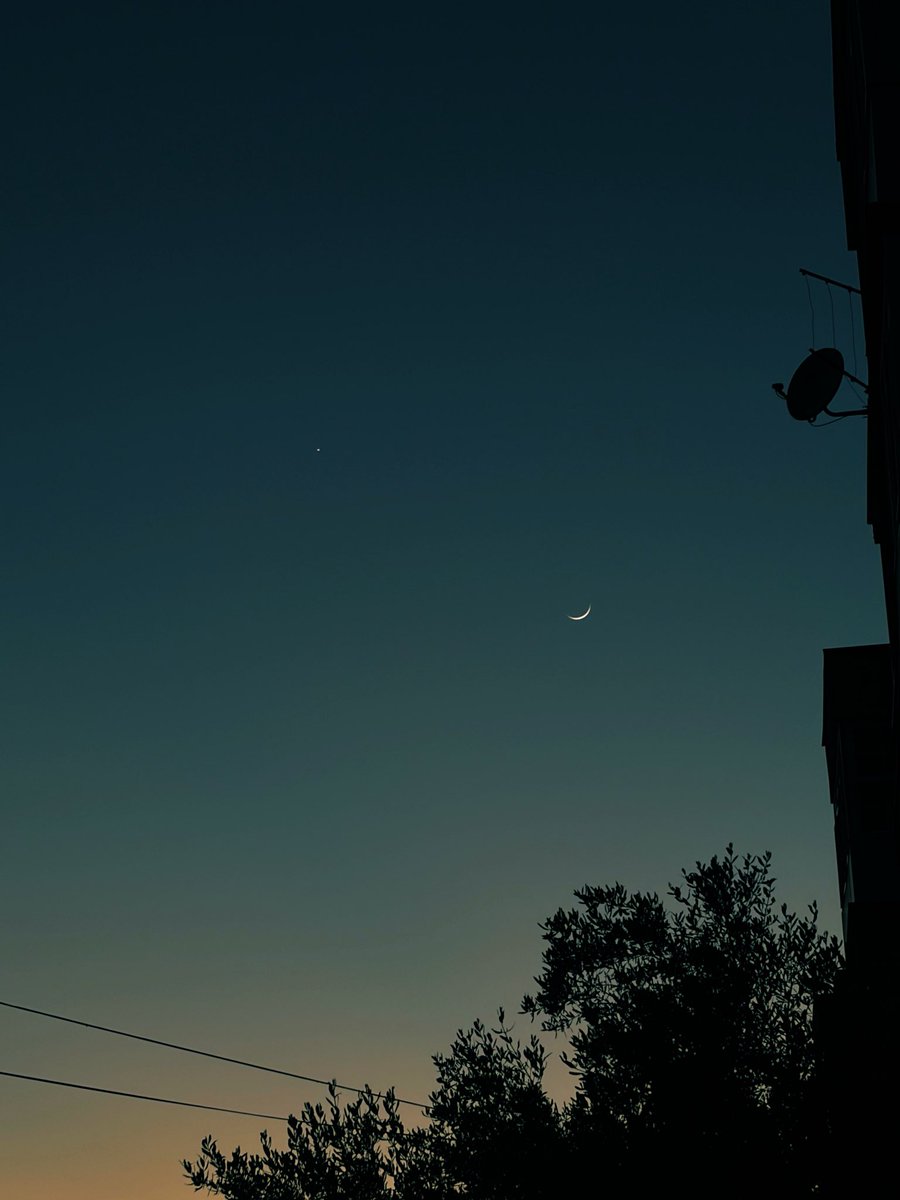 CurunHatice's tweet photo. 📸🩶💌 https://t.co/uw96TVKsVi