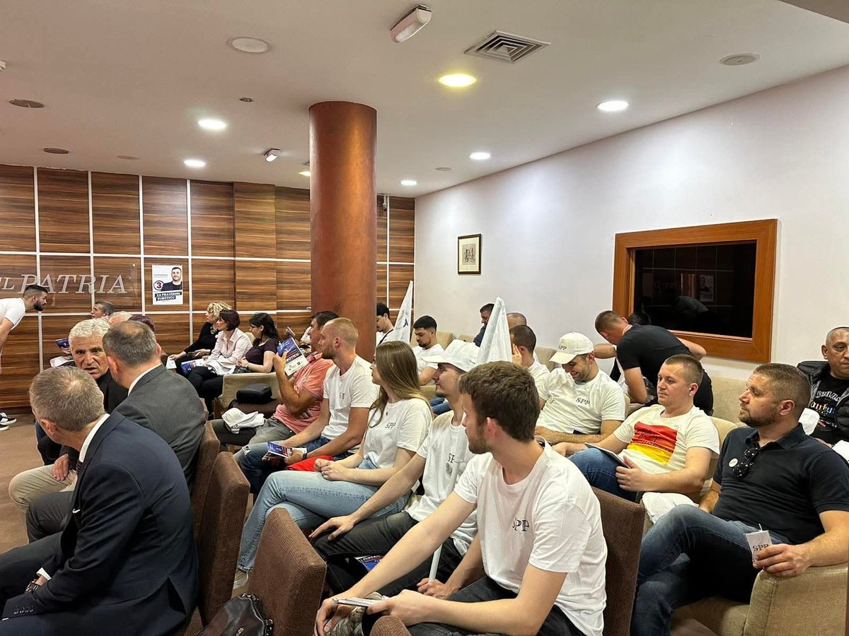 TheRyanRage92's tweet photo. 24.05.2026, pre više od 2 godine, @pravdapomirenje je zvanično osnovala svoj ogranak i u Subotici.

Od osnivanja do danas, poverenik sam #SPP za Suboticu.

• I dalje na putu našeg rahm. lidera, Muftije Muamera Zukorlića! • https://t.co/Qusm71dvPy