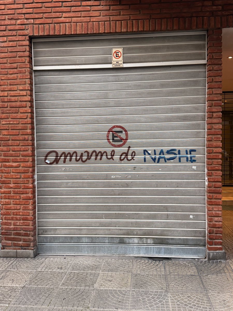 saimonfl's tweet photo. amame de NASHE https://t.co/bvdgBjes3F
