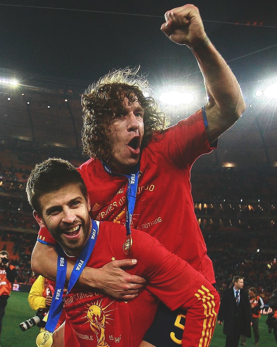 SI_FootballClub's tweet photo. When La Roja rise, Barcelona is rarely far behind. https://t.co/rCatWSko9N
