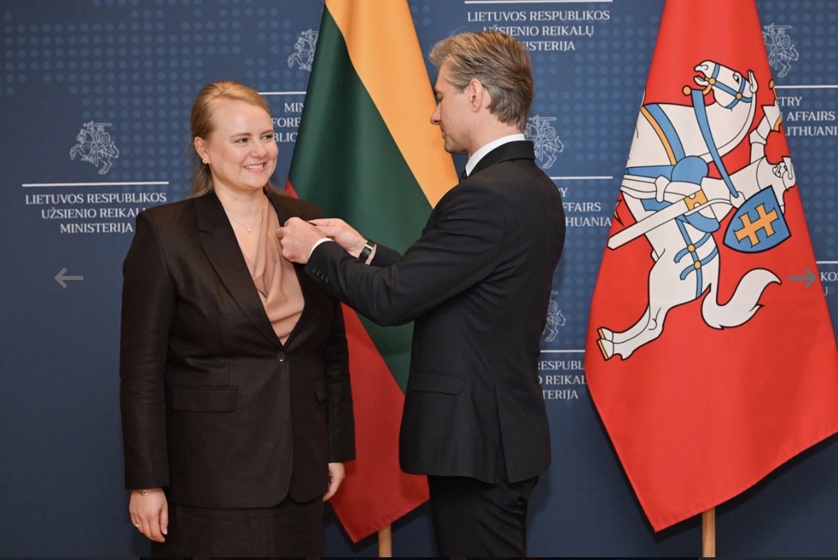 LTinUAE's tweet photo. Proud of our colleague Eivina Žižiūnaitė-Allbaz, 🇱🇹 Agri &amp;Commercial Attaché to the UAE, awarded the 🇱🇹 MFA Honorary Distinction “Star of Lithuanian Diplomacy”. She was recognized for strengthening 🇱🇹 –Gulf economic ties &amp; dedication assisting citizens during the regional crisis. https://t.co/FOffmuy1UG