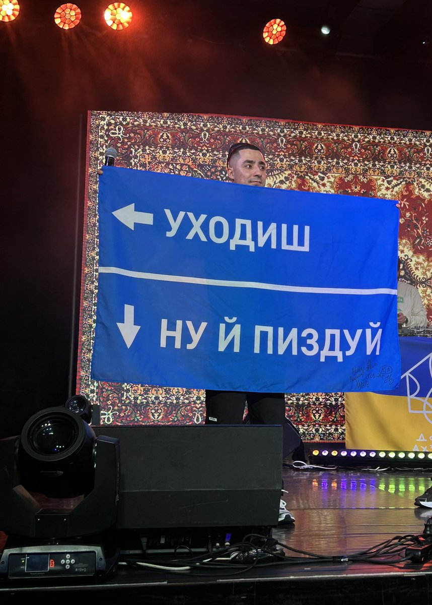 green_damon_'s tweet photo. коли мамка сказала стой я сфоткаю https://t.co/OIWcqxFVsc