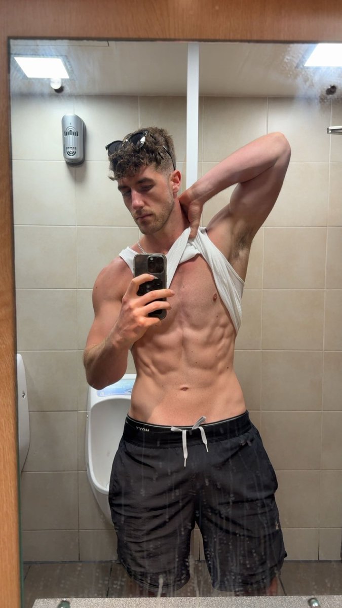 Alpha Victor tweet media