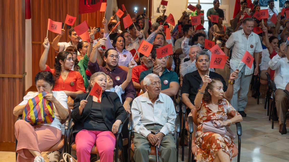 PCdelEcuador's tweet photo. ACTO NACIONAL POR LOS 100 AÑOS DE FUNDACION DEL PARTIDO COMUNISTA DEL ECUADOR Con una demostración de fuerza militante y unidad popular, el Partido Comunista del Ecuador conmemoró este 23 de mayo, sus 100 años de fundación. #100añospce #100añosdelpce #PartidoComunistadelEcuador https://t.co/QGmBG2zh8l