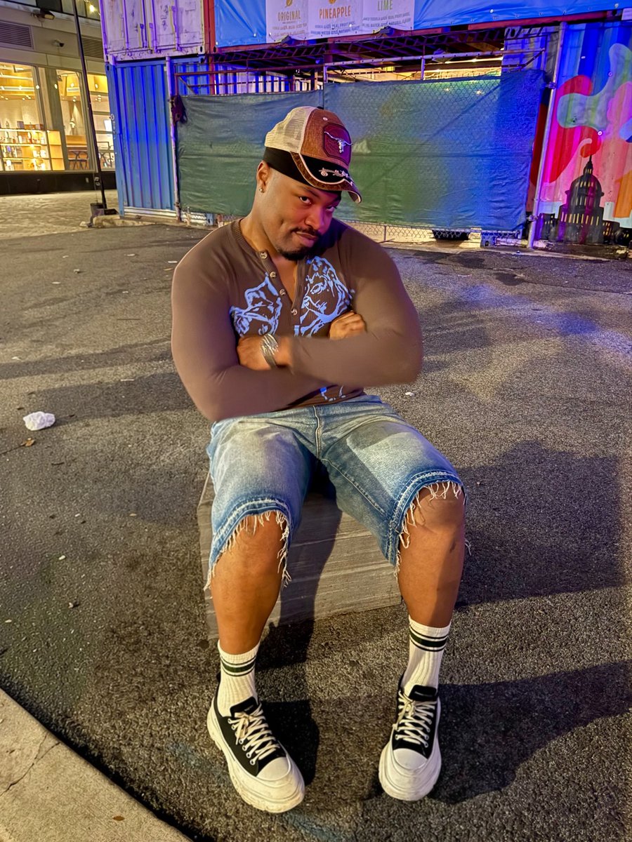 Thaddeus C. ✨ tweet media