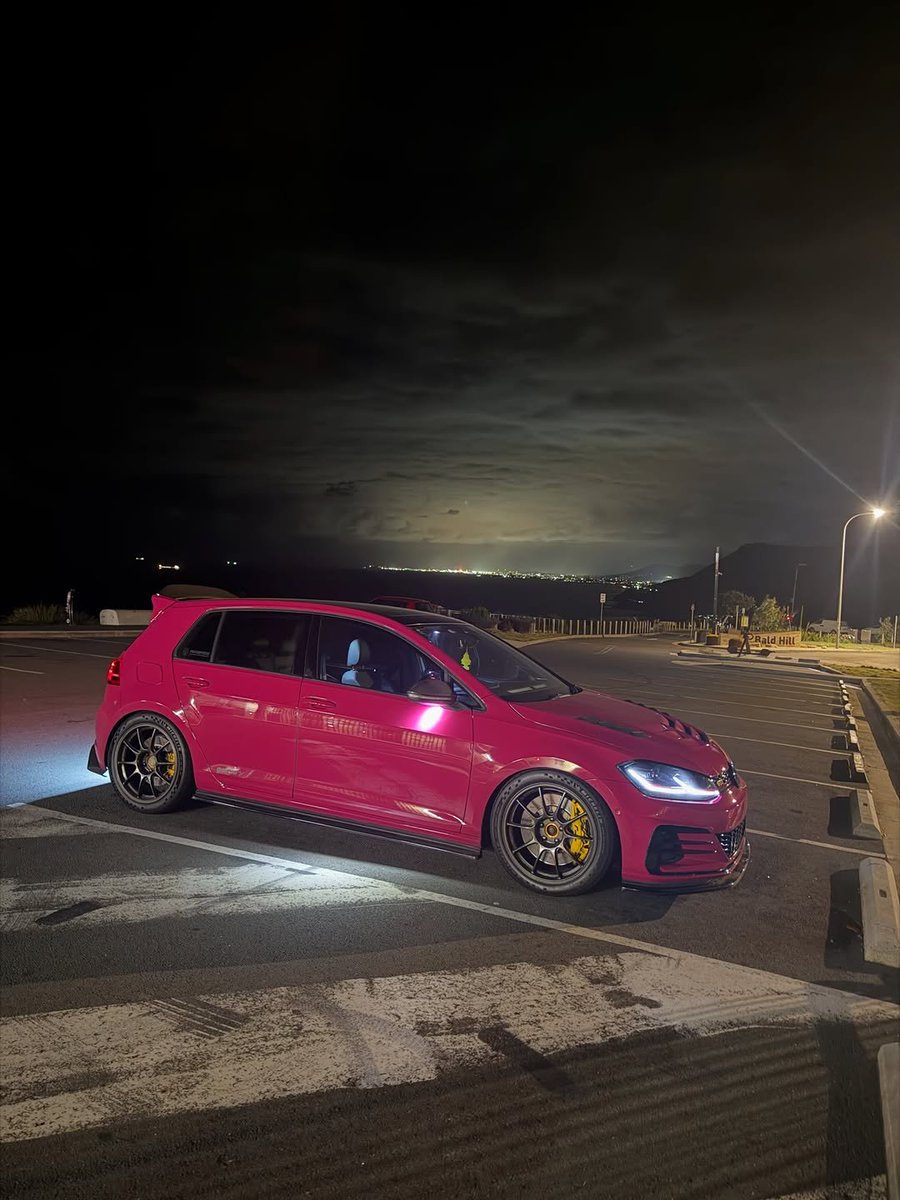 ZyroCar tweet media