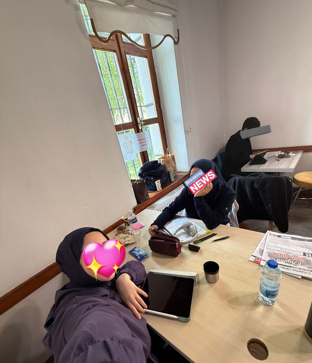 fisresine's tweet photo. tıpçı kız - tıp için çalışan kız date'i🌹 https://t.co/jRc1HGTbfY