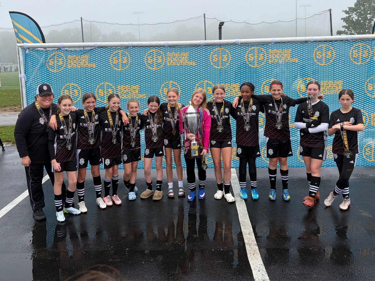 Century_Utd's tweet photo. Perfect from start to finish. 🏆

The 2014 Girls Gold put together a dominant weekend at the FC Delco Tournament, finishing with a flawless 5-0 record and bringing home the first place trophy!

Champions. Tough. United. 

Way to go, girls! #RepCentury https://t.co/67eNvu6gIv