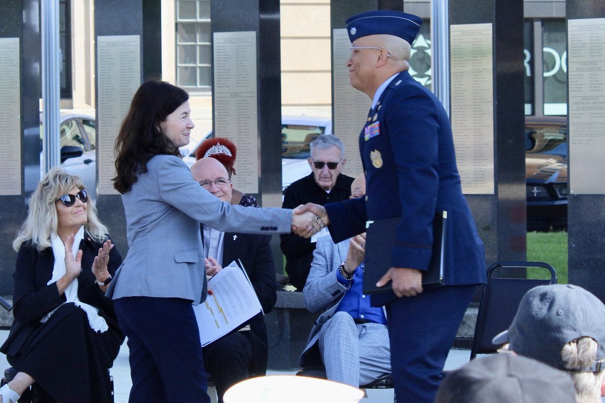 repkmr's tweet photo. Thank you to the folks with Saginaw County Veterans Memorial Plaza and McFarlan Veterans Memorial Park in Flint for putting on beautiful Memorial Day ceremonies today. They do remarkable work year-round to preserve those memorials and honor the mid-Michigan servicemembers who made the ultimate sacrifice.