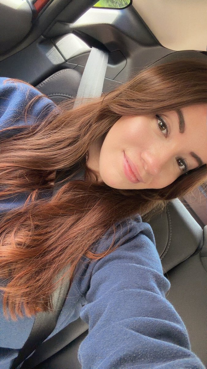 lauren tweet media