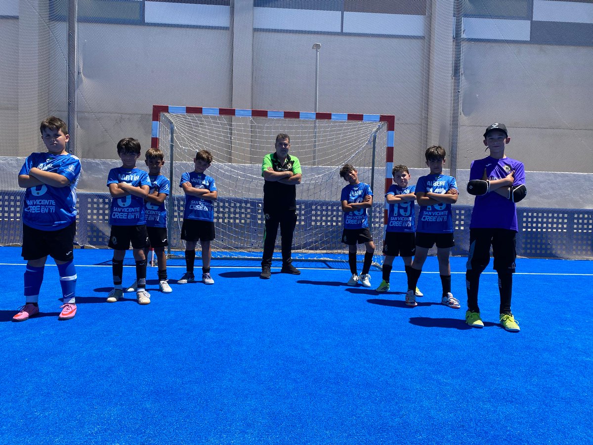 HerculesSanViFS's tweet photo. #𝐂𝐚𝐧𝐭𝐞𝐫𝐚𝐁𝐥𝐚𝐧𝐪𝐮𝐢𝐚𝐳𝐮𝐥🔵⚪️

🏁 𝐅𝐢𝐧𝐚𝐥 𝐝𝐞 𝐭𝐞𝐦𝐩𝐨𝐫𝐚𝐝𝐚 𝐩𝐚𝐫𝐚 𝐞𝐥 𝐁𝐞𝐧𝐣𝐚𝐦í𝐧 𝐁

✅6ºClasificados en Liga G1
🏆Campeones Copa G2
#ligaIntermunicipal

#MachoHércules💙🤍 #FamiliaHerculana #CrecemosJuntos #CanteraBlanquiazul🔵⚪️ https://t.co/yx0KvCPS9c
