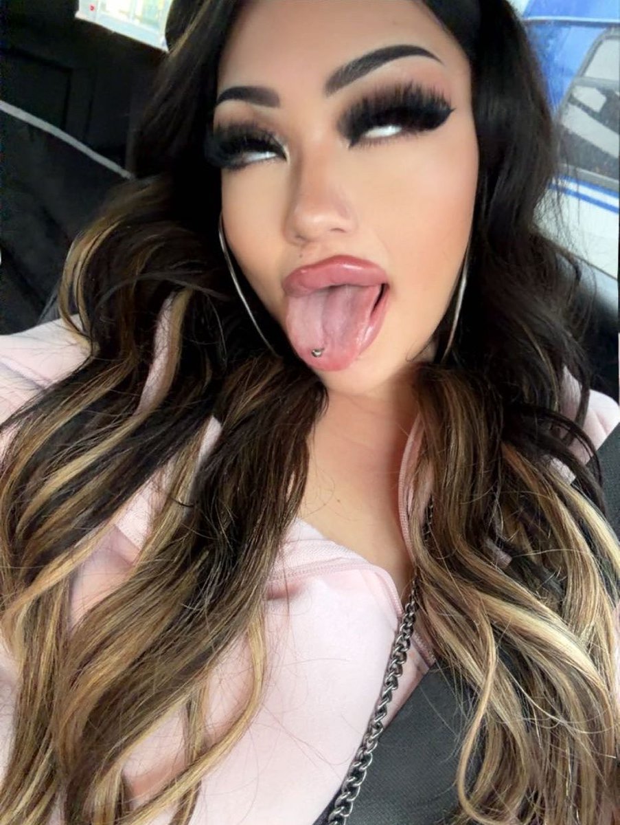 prettycitydimes's tweet photo. Mondays ughhh https://t.co/CpUzmshgwj