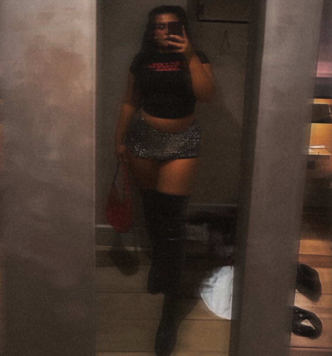 princessdanx's tweet photo. get down on ur knees and worship mommy 🖤⛓️

• findom finsub findomuk • https://t.co/wJXg1rGkmV