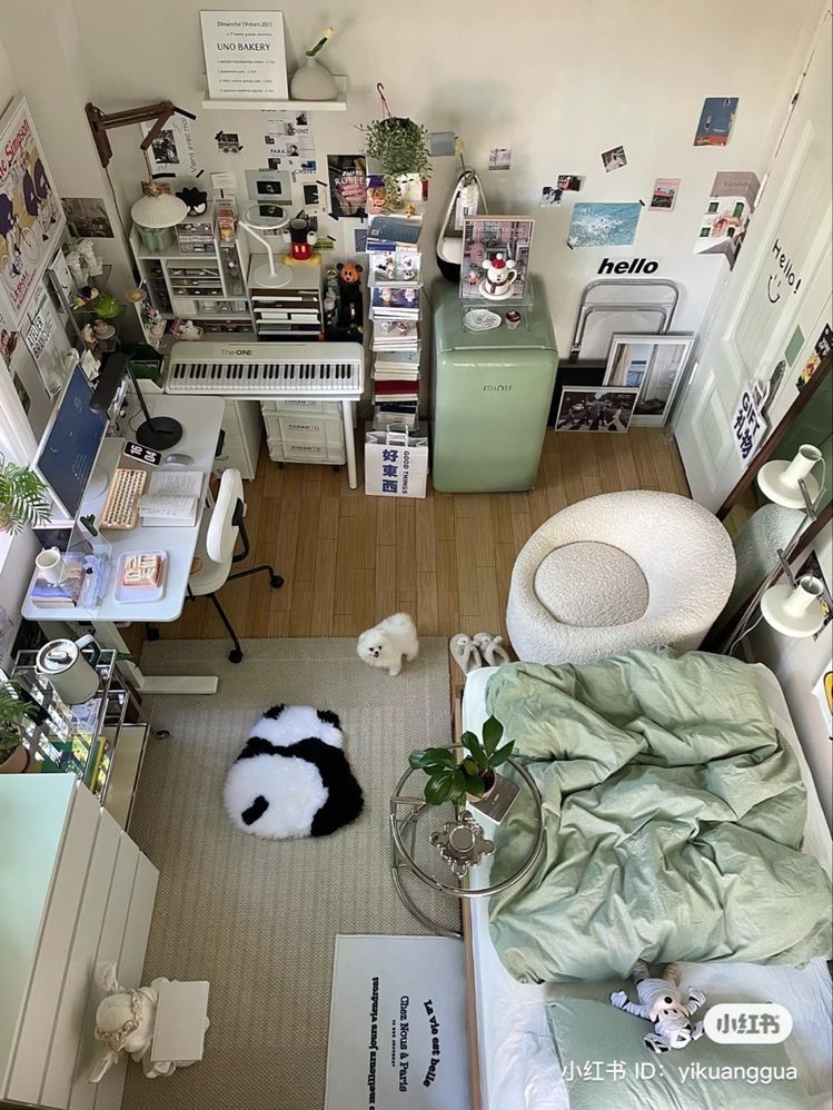 Aesthetic tweet media