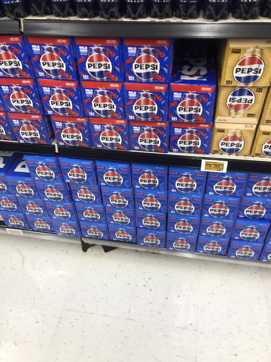KRIZO101's tweet photo. Nobody wants @pepsi anymore, but @CocaCola is selling; I wonder why? 😏
#MichaelMovie https://t.co/ubPmMDykO2