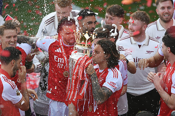 Liquid Gooner tweet media