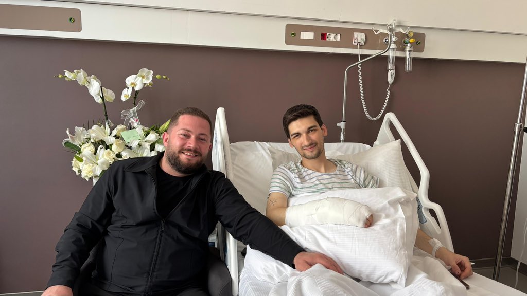 AK Gençlik Bursa 🇹🇷 tweet media