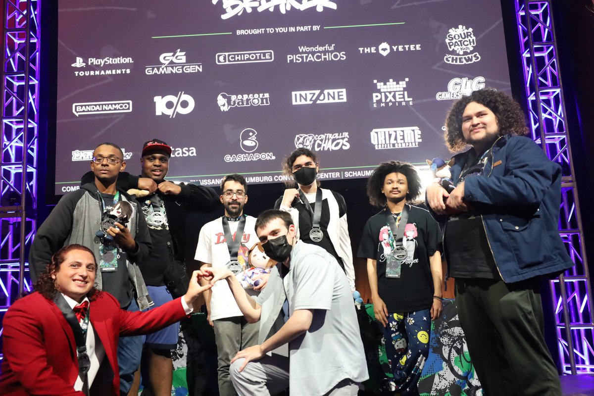 mupixels's tweet photo. Type Lumina at Combo Breaker was a blast, and I had a bunch of fun taking photos of the community! 

Link in replies for the full album. https://t.co/1tojFkKexN