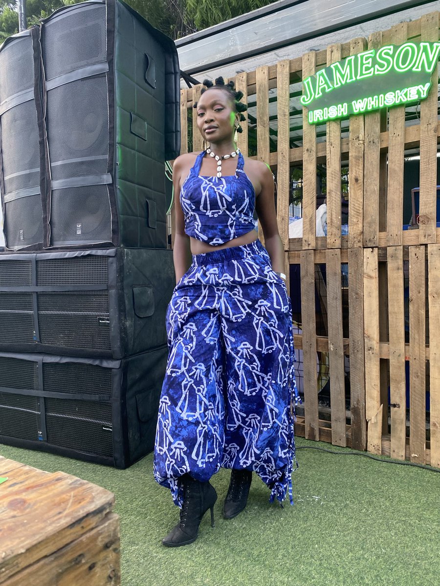 yemoja_jaja's tweet photo. I won the best dressed female at @themelodynotmia’s event last Saturday. My Outfit is unreleased and even copywrited from my sister’s brand called iléké. It launches in June 🔥 https://t.co/Xouy3TOXcb