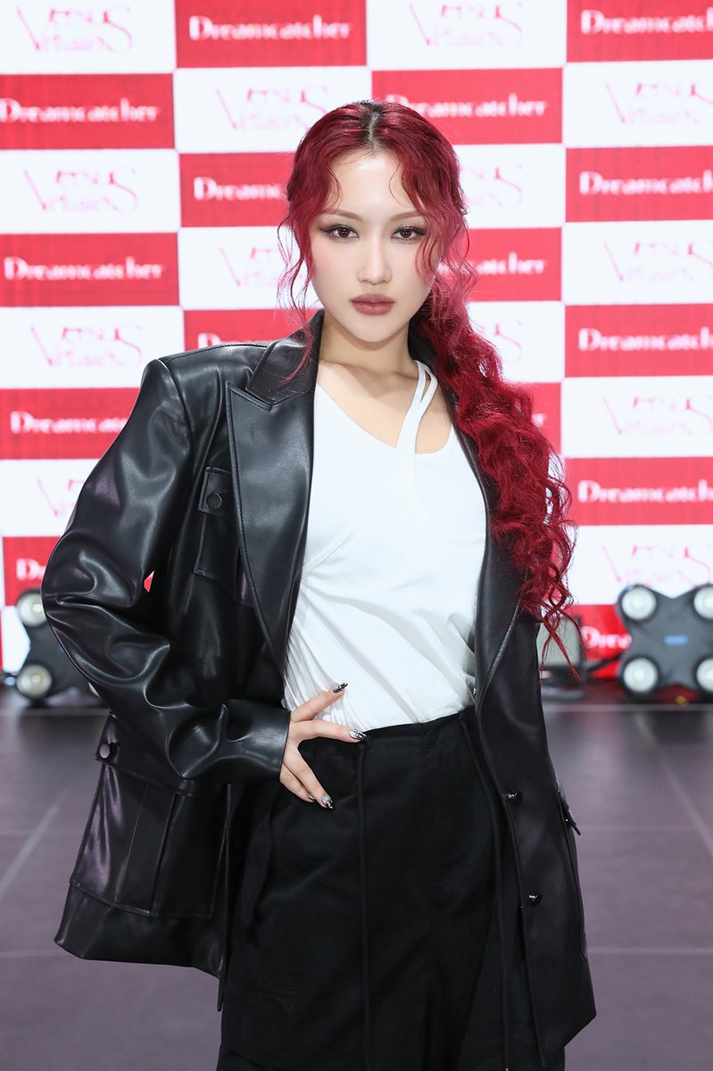 jidh_'s tweet photo. @DreamCJen siyeon, in multiple lengths and styles https://t.co/AxHedlCPUV
