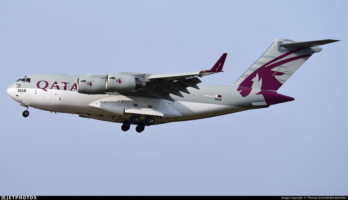 SMSSomaliTV1's tweet photo. A #military aircraft, a C-17A #Globemaster III belonging to the Qatar Air Force, today once again arrived at #Mogadishu Airport after departing from Izmir in #Turkey.
The #aircraft has reportedly made regular flights between Izmir and Mogadishu throughout this #week. https://t.co/f6zFnFP0DM