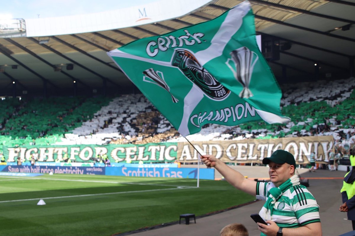 PaulJohnsonCSC's tweet photo. Double Winners 🏆🏆

Celtic 3-1 Dunfermline in the final game of the season to round off a truly unforgettable year.

A season that will be talked about for years to come 🍀 https://t.co/5SzTUmNbeh