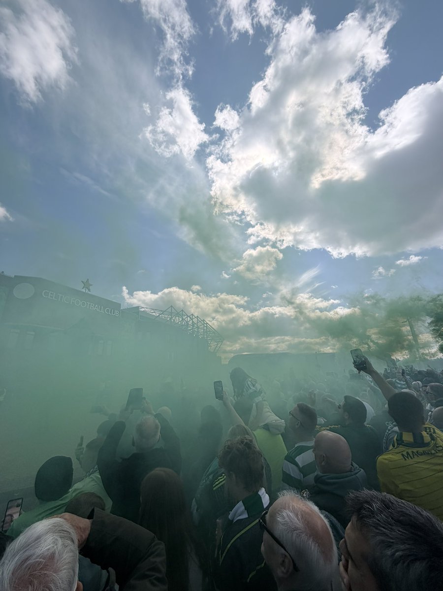 Lee47307200's tweet photo. What a season following the hoops 

Can’t wait for the next 🍀 https://t.co/5Z2llpWsJS