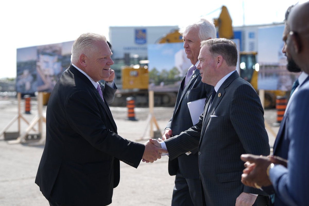 ToddJMcCarthy's tweet photo. I joined @fordnation and @StanChoMPP at #OntarioPlace for an exciting milestone as we broke ground on the new #ScienceCentre!
Our government is creating much-needed jobs as we build an exciting new home for science-based education, complete with expanded space for programming. https://t.co/BZ1G2snLas