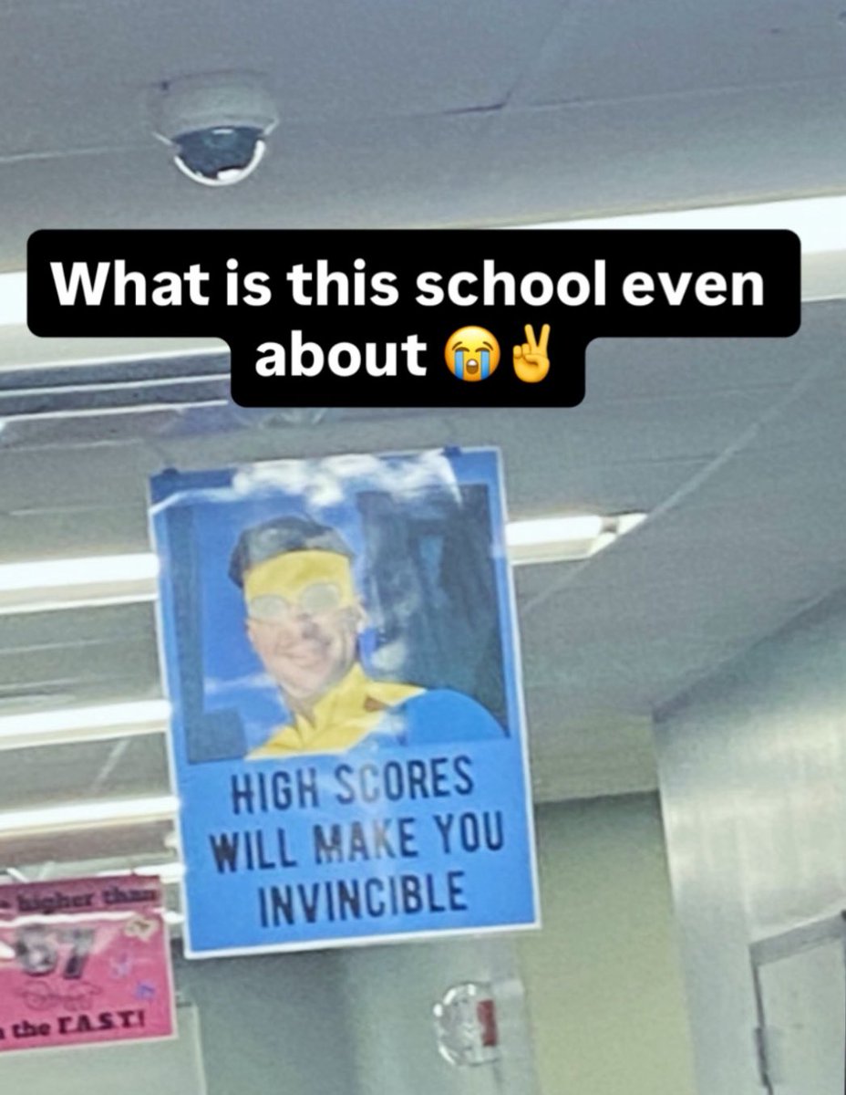 Nerdy Omni-Man tweet media