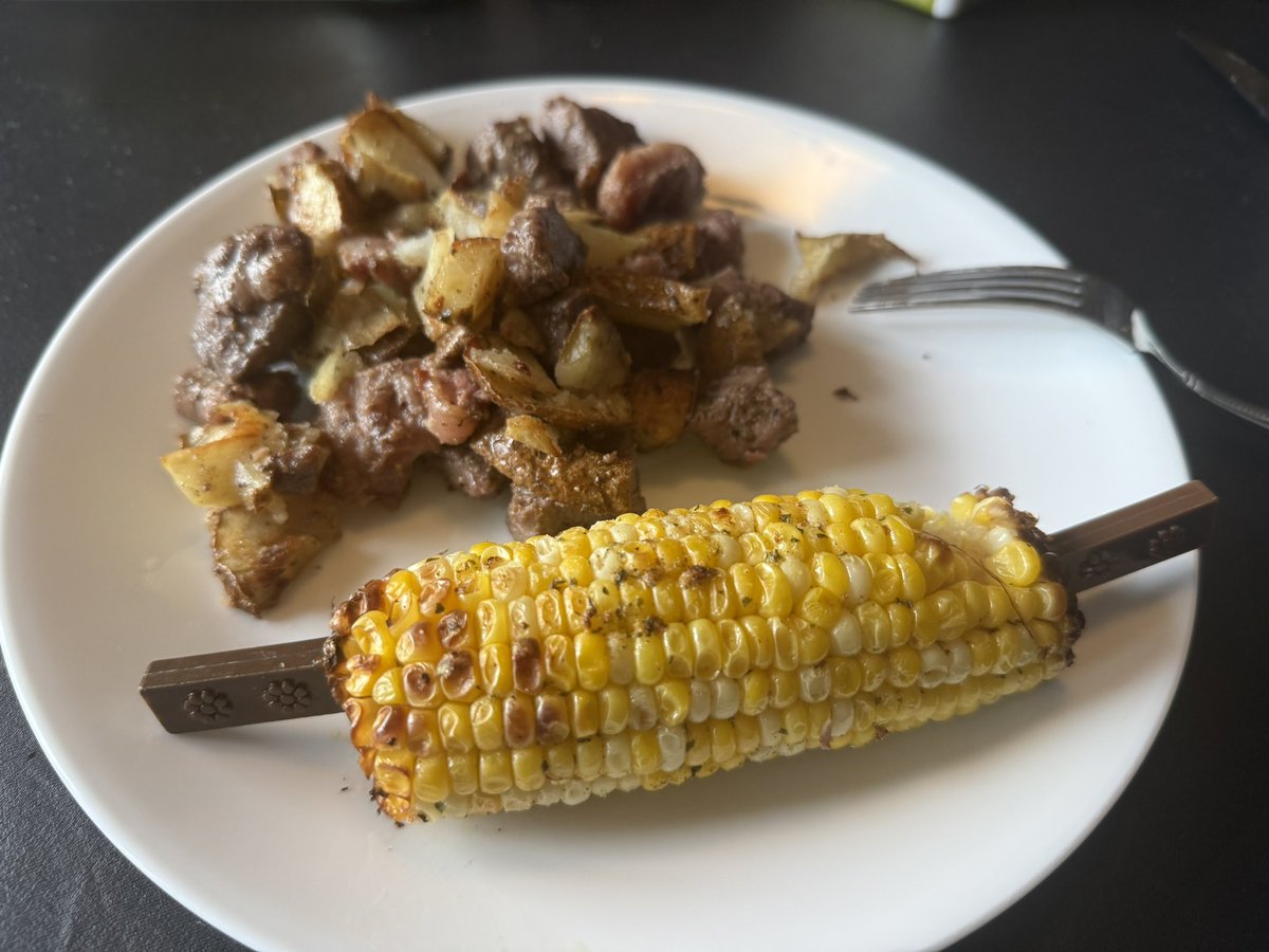 HaroldeLong's tweet photo. AIR FRYER STEAK, POTATOES, & CORN
(or as couples call it: “we could’ve gone out, but honestly sweatpants won.”)

🥩 Steak Bites

2 strip steaks, cut into chunks
Toss with oil, salt, pepper, garlic powder
Air fry at 400°F for 7–9 minutes
Shake halfway through

🥔 Potatoes

Cut into chunks
Toss with oil, salt, pepper, paprika
Air fry at 400°F for 15–20 minutes
Shake halfway through

🌽 Corn on the Cob

Butter, salt, little pepper
Air fry at 400°F for 10–12 minutes
Turn halfway through

Dinner for me and Suzie tonight cost about $25, which honestly means we’re now one step away from discussing “market conditions” before buying groceries.

Steak used to be regular people food. Now buying two strip steaks feels like financing a bass boat.

But the air fryer came through again. That thing has the confidence of a middle-aged man explaining barbecue at Home Depot.
“It’s all about circulation.”

I spent half the cooking time staring through the little window like I was waiting on a baby at the hospital nursery.
“Come on, potatoes… you can crisp.”

And air fryer corn is weirdly good. It tastes like summer and county fairs without having to stand next to a porta-potty listening to a cover band play “Sweet Home Alabama.”

Honestly though?
Simple dinner. Good food. Good company.
Hard to beat that.

#AirFryerMeals #SteakAndPotatoes #DinnerForTwo #FoodHumor #CookingAtHome