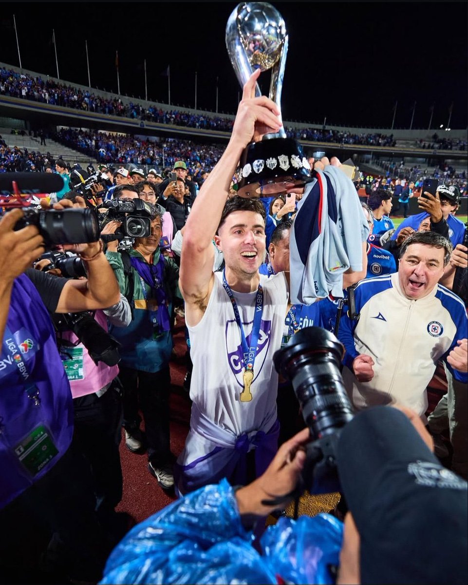 Bávaro CAMPEÓN LA DECIMA ⭐️ tweet media