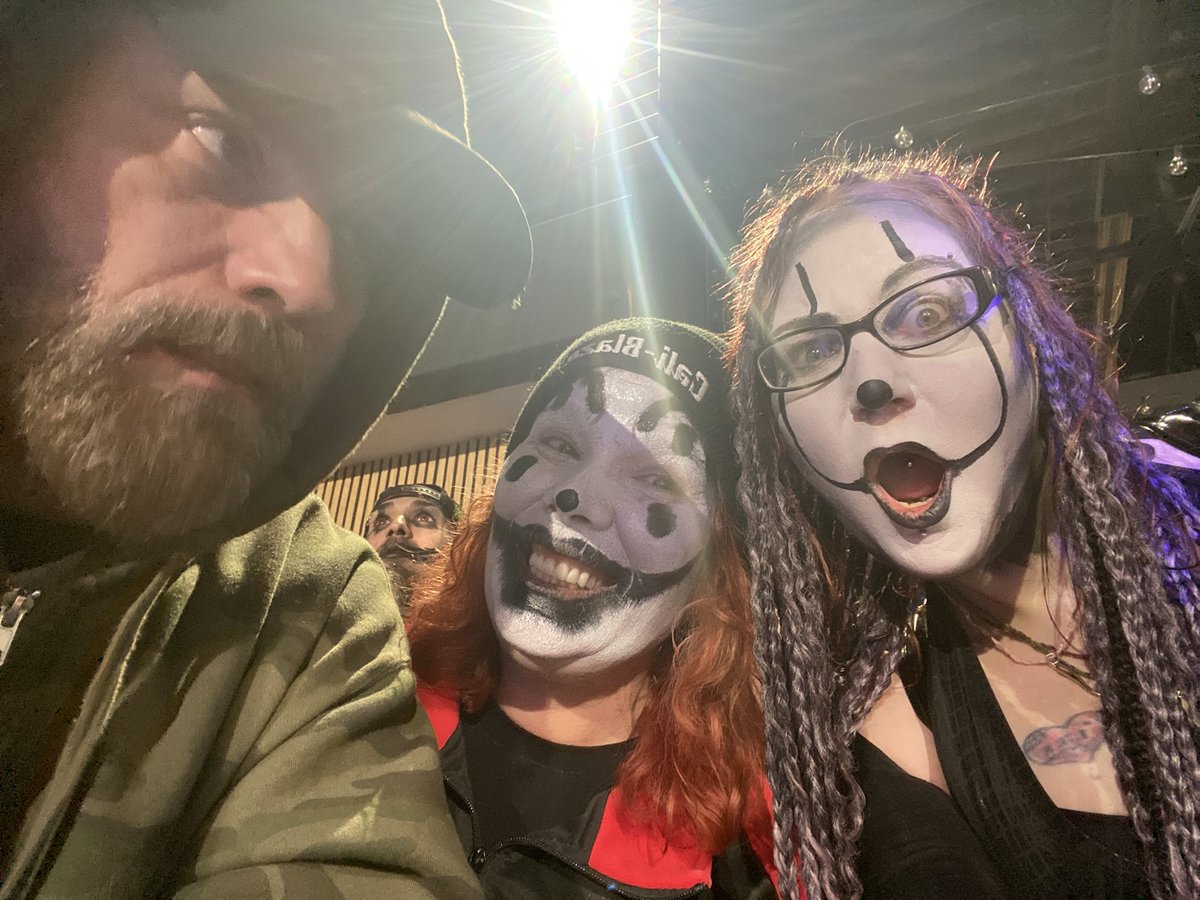 Meghan Amaya (flashcat85)(bastet) tweet media