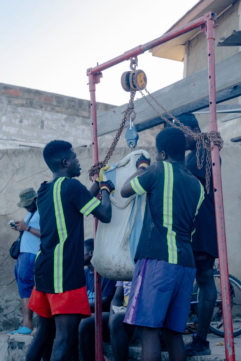 Fkoku's tweet photo. #Rotary #PeopleOfAction #Environment #Waste https://t.co/uPdEKS56fU