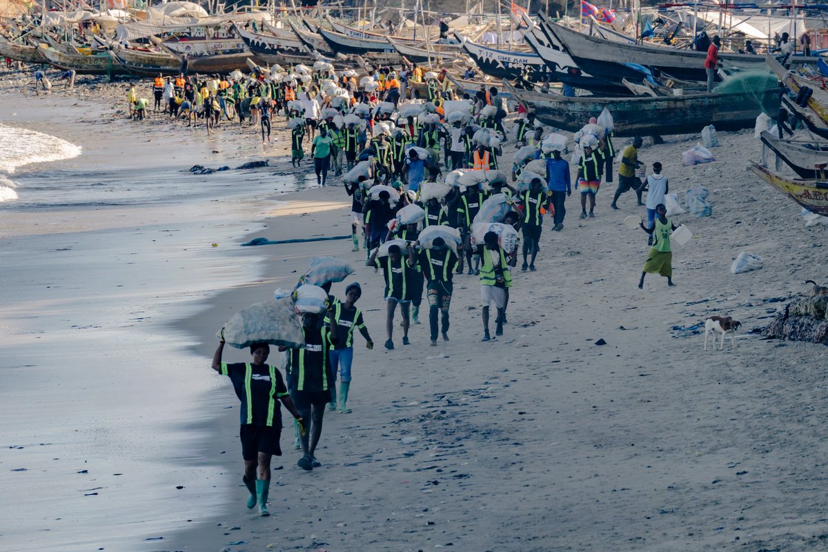 Fkoku's tweet photo. #Rotary #PeopleOfAction #Environment #Waste https://t.co/uPdEKS56fU