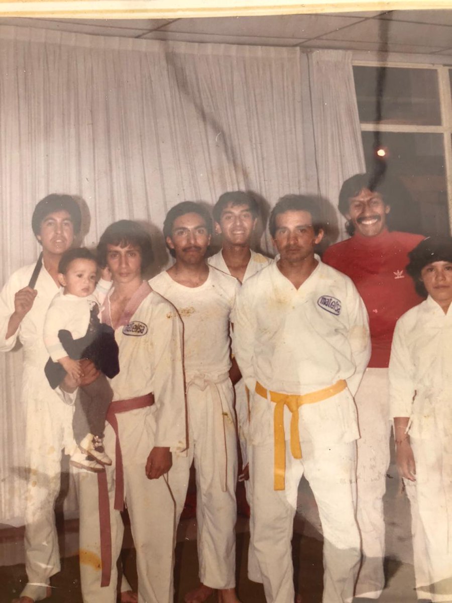 ViryFloresSO's tweet photo. incondicionalmente en todas mis luchas y que festeja mis triunfos y me acompaña en los pequeños tropiezos de mi vida ¡Felicidades papá! ¡Te amo mi puchi! 🎂 https://t.co/Nd1G6dbqaR