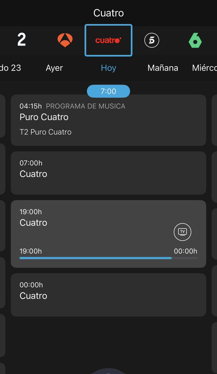GRCarmelo's tweet photo. @movistar_es menuda vergüenza, donde está la programación de @cuatro ? @navedelmisterio @carmenporter_ https://t.co/XSXPKvFE5j