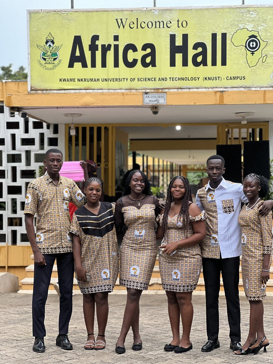 jullietsarfo24's tweet photo. HAPPY AFRICAN UNION DAY!💛🖤 https://t.co/alo8GBJR0d
