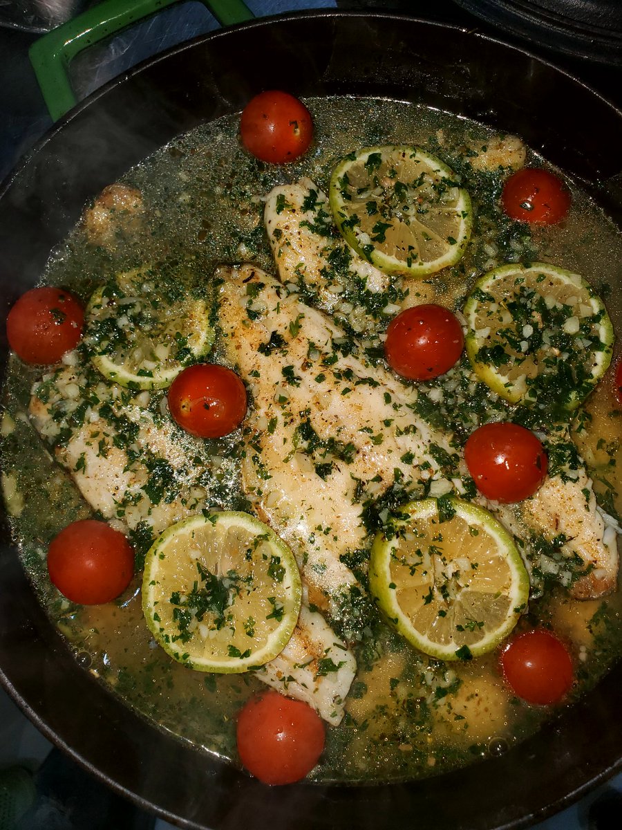 ThedarkchefMo's tweet photo. Food is art.
One moment everything is a sketch; seconds later it's live! 
#fishpot #flavours #abujachef #foodisart https://t.co/ve8RS6KD56