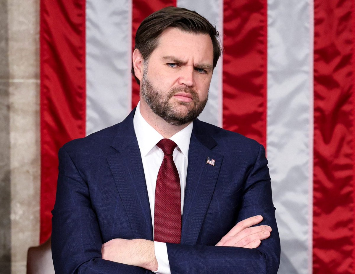 𝙈𝙞𝙨𝙨 𝙂𝙤𝙡𝙙𝙚𝙣 🇺🇸 tweet media