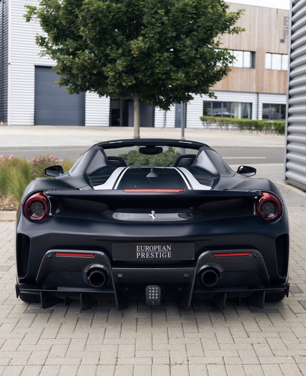 LUX Cars tweet media
