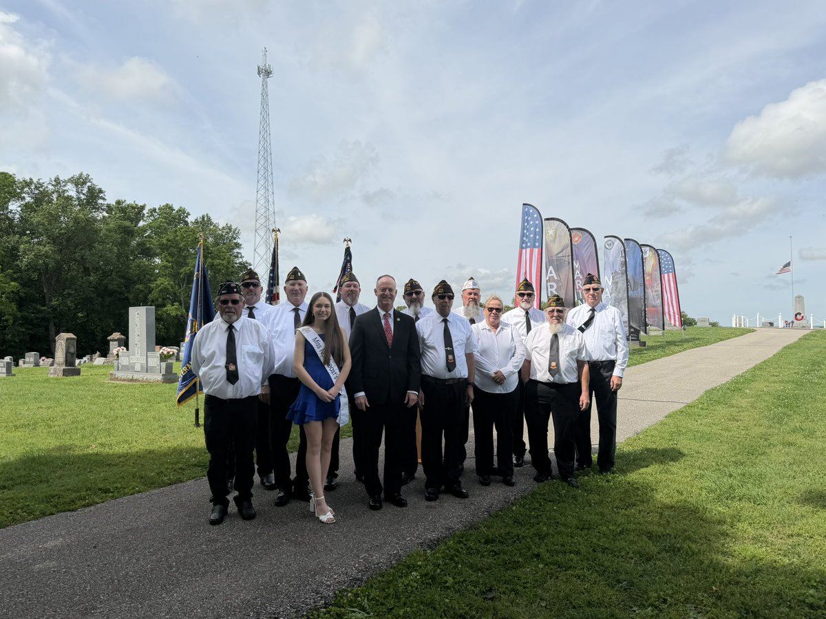 RepMessmer's tweet photo. It was an honor to join Odon VFW Post 9627 in remembering the American heroes who gave their lives in service to our country.

On Memorial Day, we reflect on their sacrifice, honor their legacy, and recommit ourselves to preserving the freedoms they fought to defend. 🇺🇸 https://t.co/4DdIu5d6nL