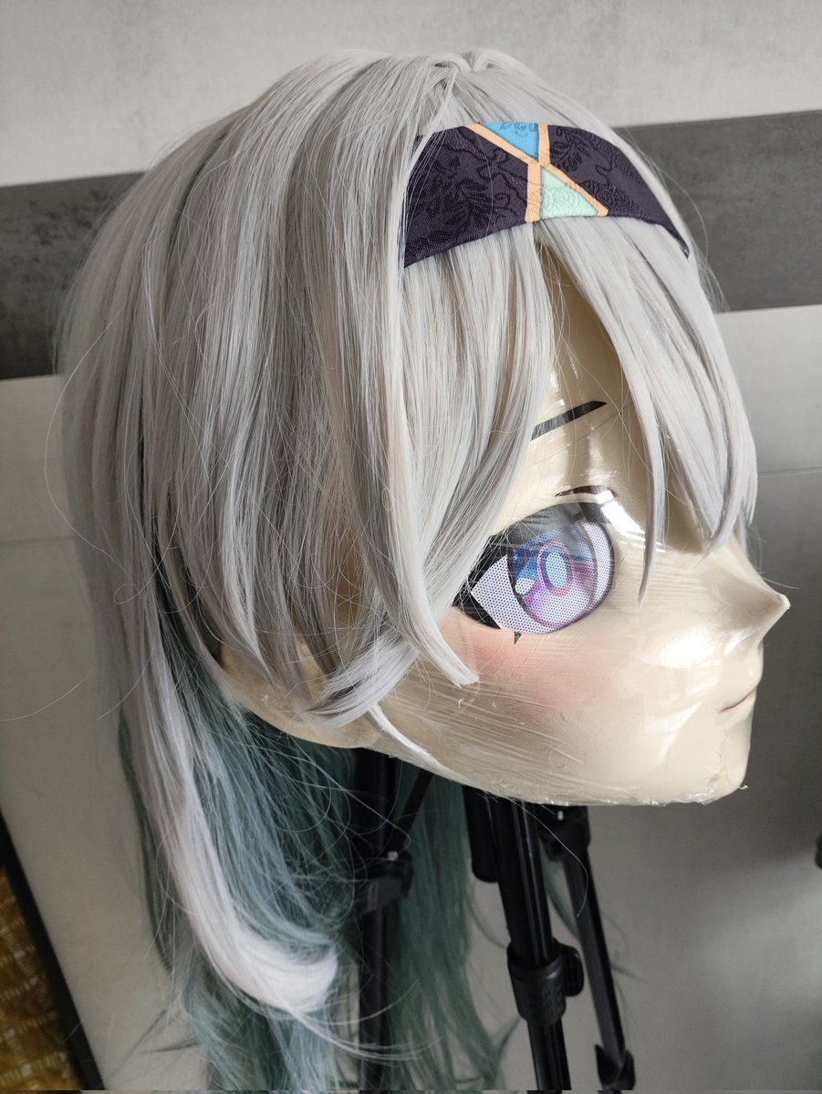 pB2bL1dD's tweet photo. 继续手搓大头，头发好难做 #kigurumi #着ぐるみ https://t.co/rUUs3Dgr7a