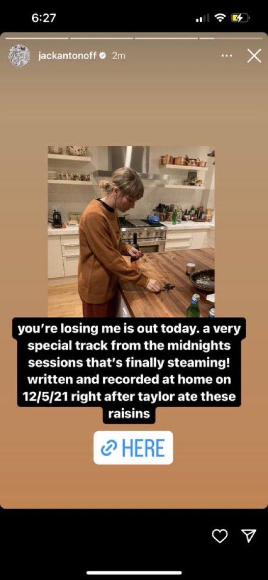 alex tweet media