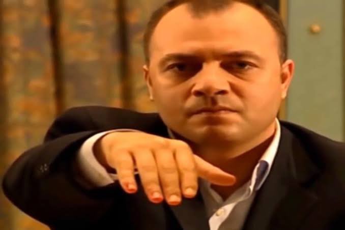 sadoorefi tweet media