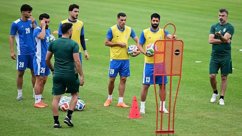 gdubon007's tweet photo. Mexico's President Claudia Sheinbaum has agreed to allow Iran to be based in the country during the World Cup, claiming the United States were unwilling to host them
#Newd https://t.co/5thXLK9wE3